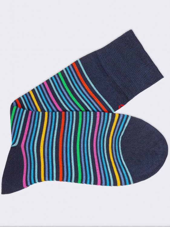 Kurze gestreifte gemusterte Socken aus kühler Baumwolle