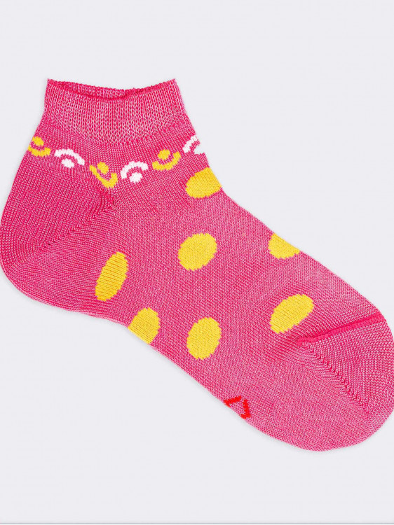 Socken mit Tupfen für Mädchen aus kühler Bio-Baumwolle