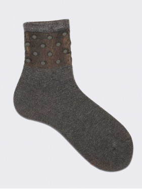 Women's short socks with polka dot patterned cuff