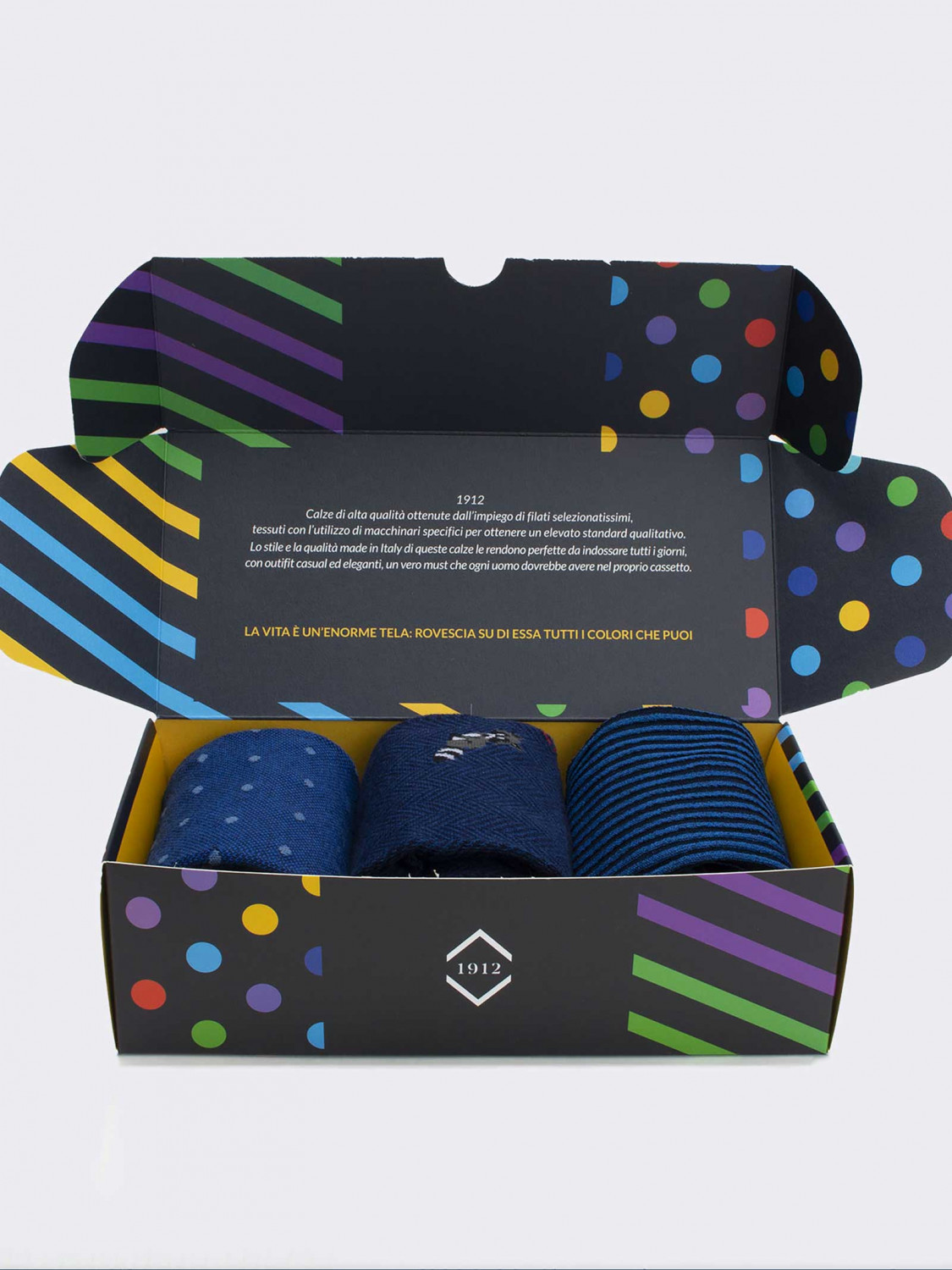 Geschenkpackung 3 Paar geometrische Socken mit blauem Muster Geschenkidee Made in Italy