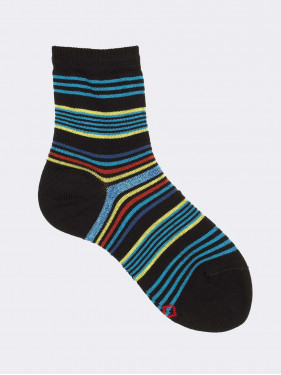 Gestreifte kurze Socken für Jungen aus kühler Baumwolle