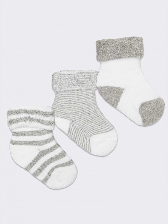3 Paar schicke Socken für Neugeborene aus weicher, warmer Baumwolle
