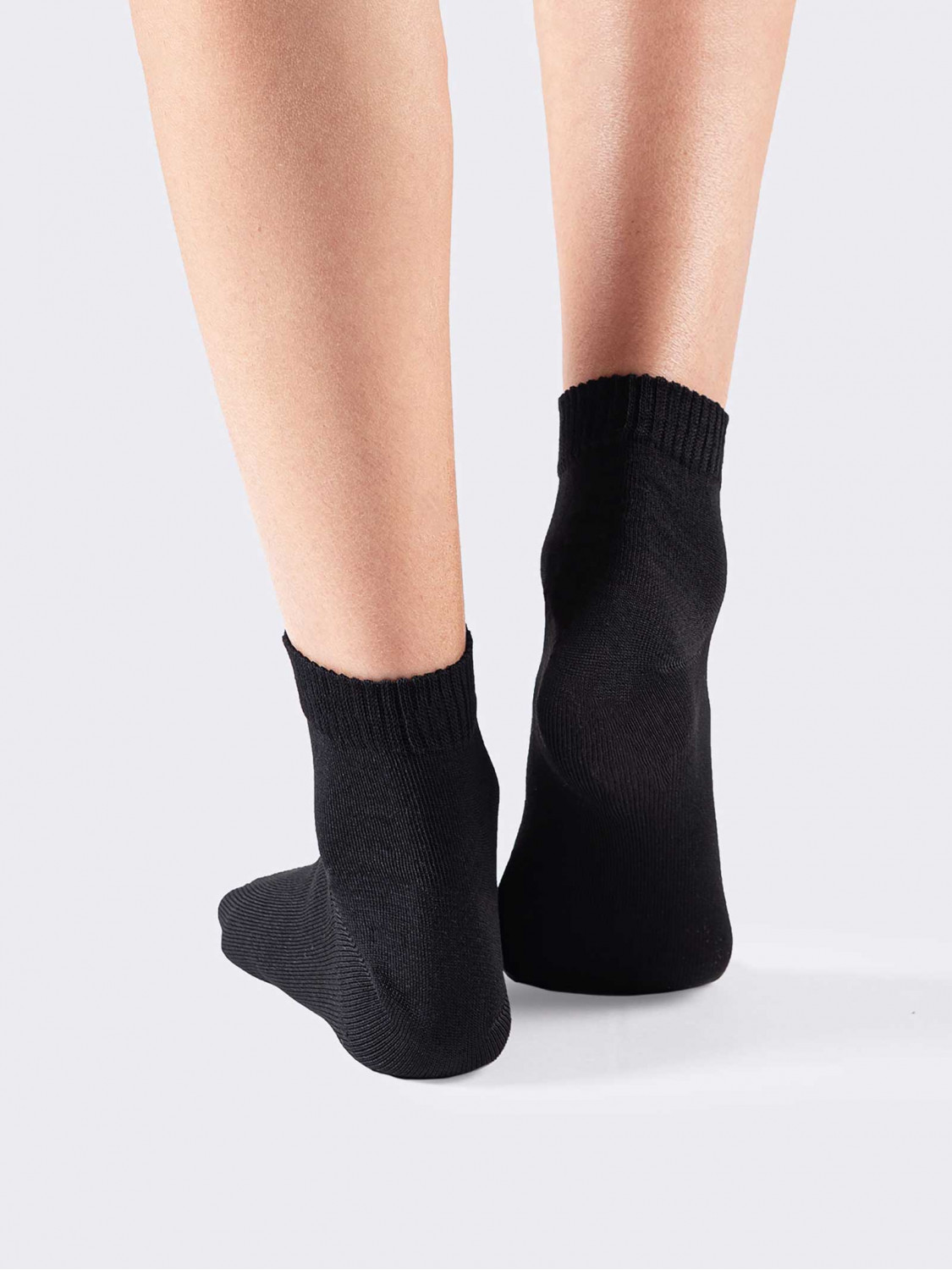 Kurze Socken aus Stretch-Baumwolle