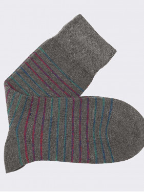Gestreifte, kurze Socken aus warmer Baumwolle
