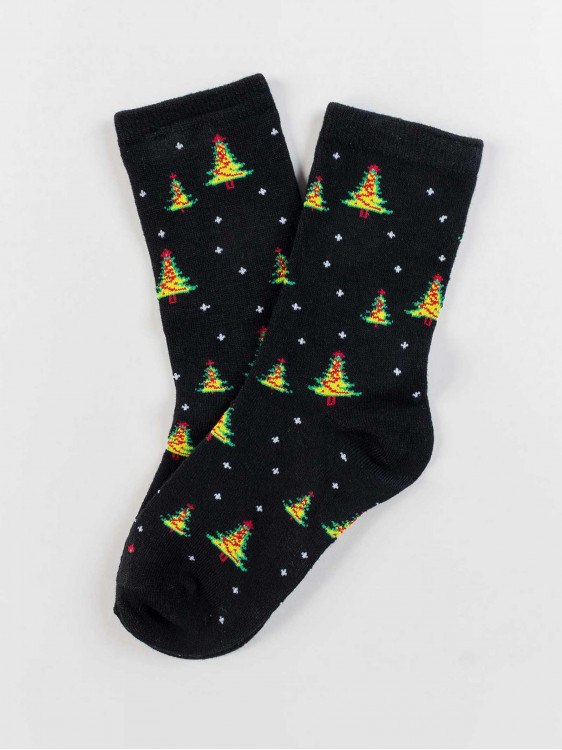 Socken mit Weihnachtsbaummuster