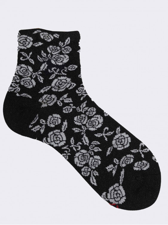 Women's rose patterned calf socks