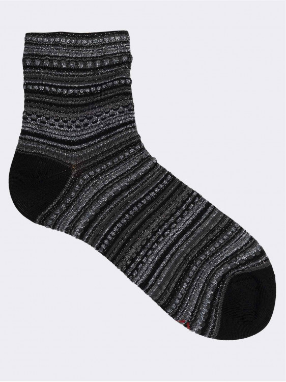 Women's striped patterned calf socks in fresh cotton
