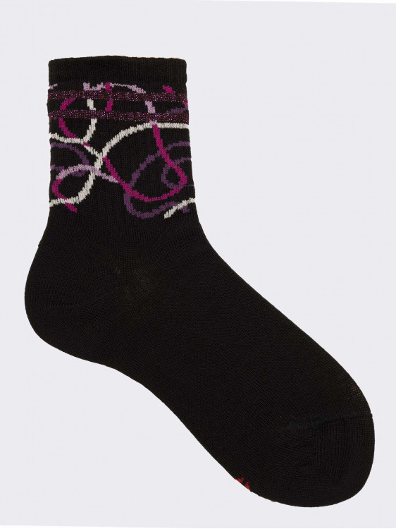 Abstrakt gemusterte kurze Socken für Mädchen aus warmer Baumwolle