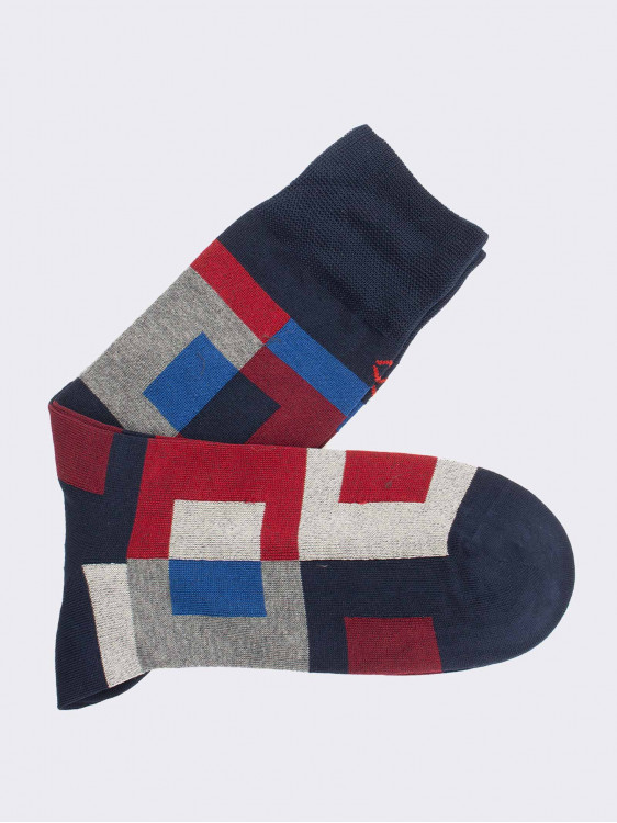 Men's geometric patterned crew socks in cool cotton