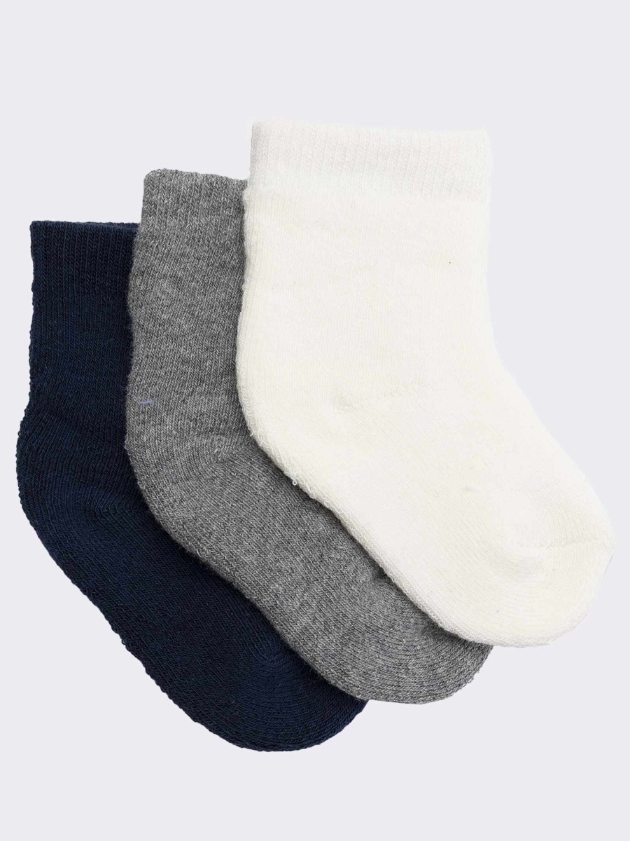 Three plain baby socks in warm cotton