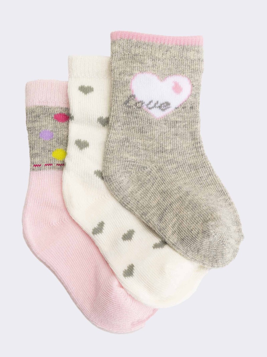 Set of baby girl socks with hearts in warm cotton
