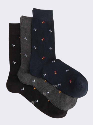 Three men's hourglass patterned crew socks in warm cotton