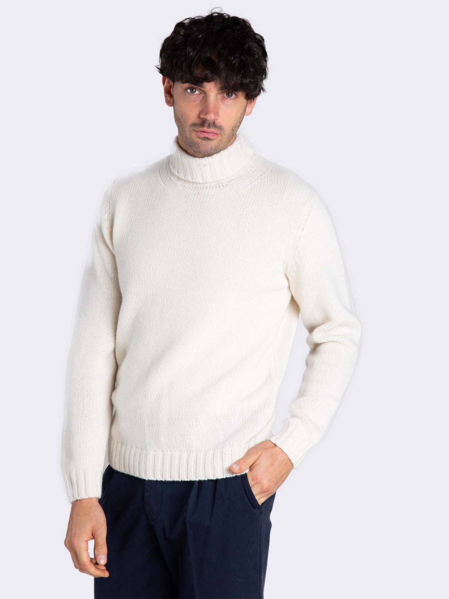 Solid-coloured turtleneck jumper in wool and cashmere
