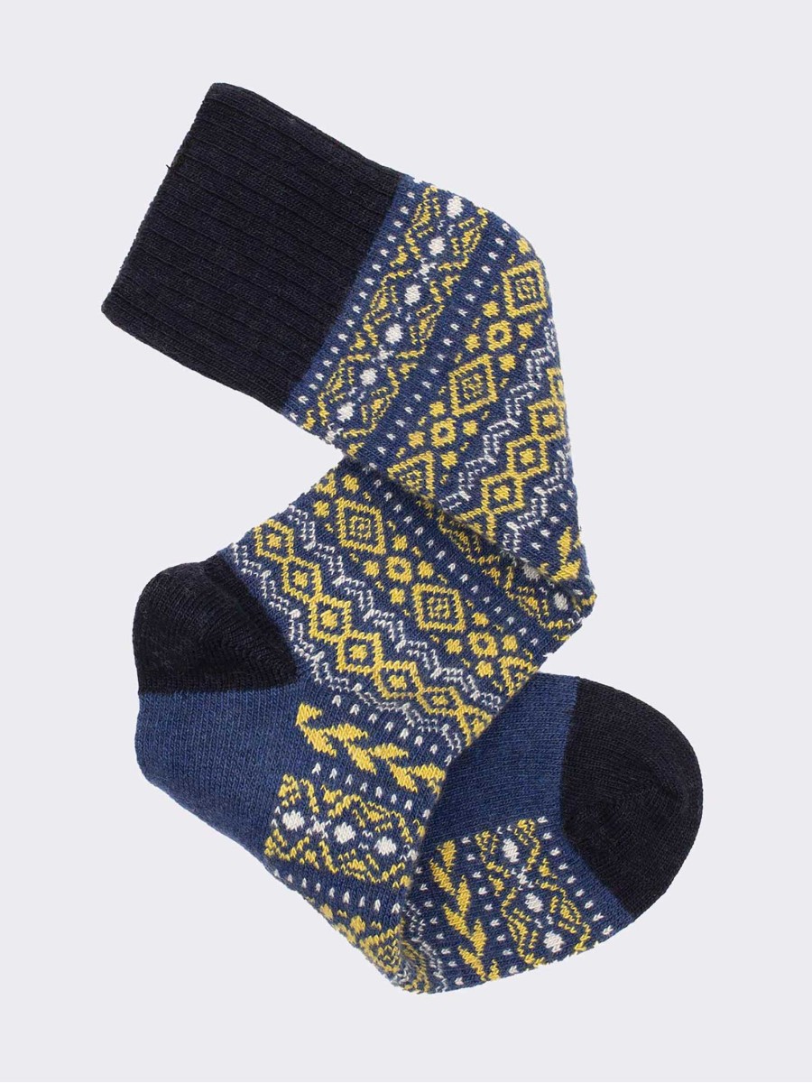 Men’s Norwegian pattern knee-high socks in Cashmere