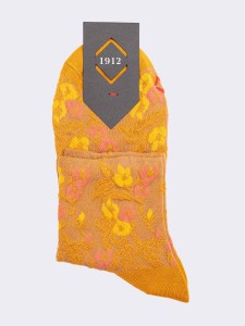 Women's embossed flower patterned cotton calf socks - Made in Italy