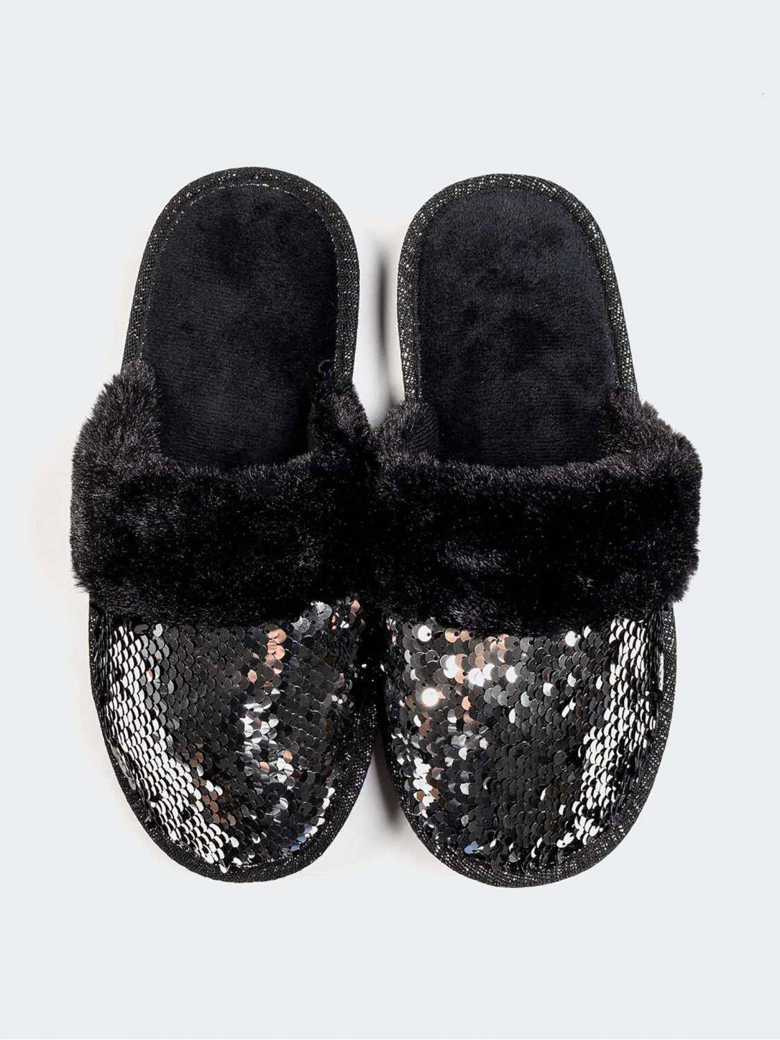 Home Woman's slippers with Paillettes