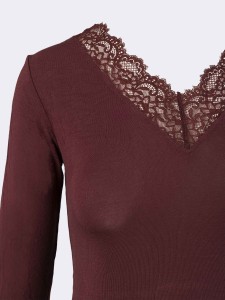 Women's Cashmere and Lace Long-Sleeved Knitwear - Elegant and Warm