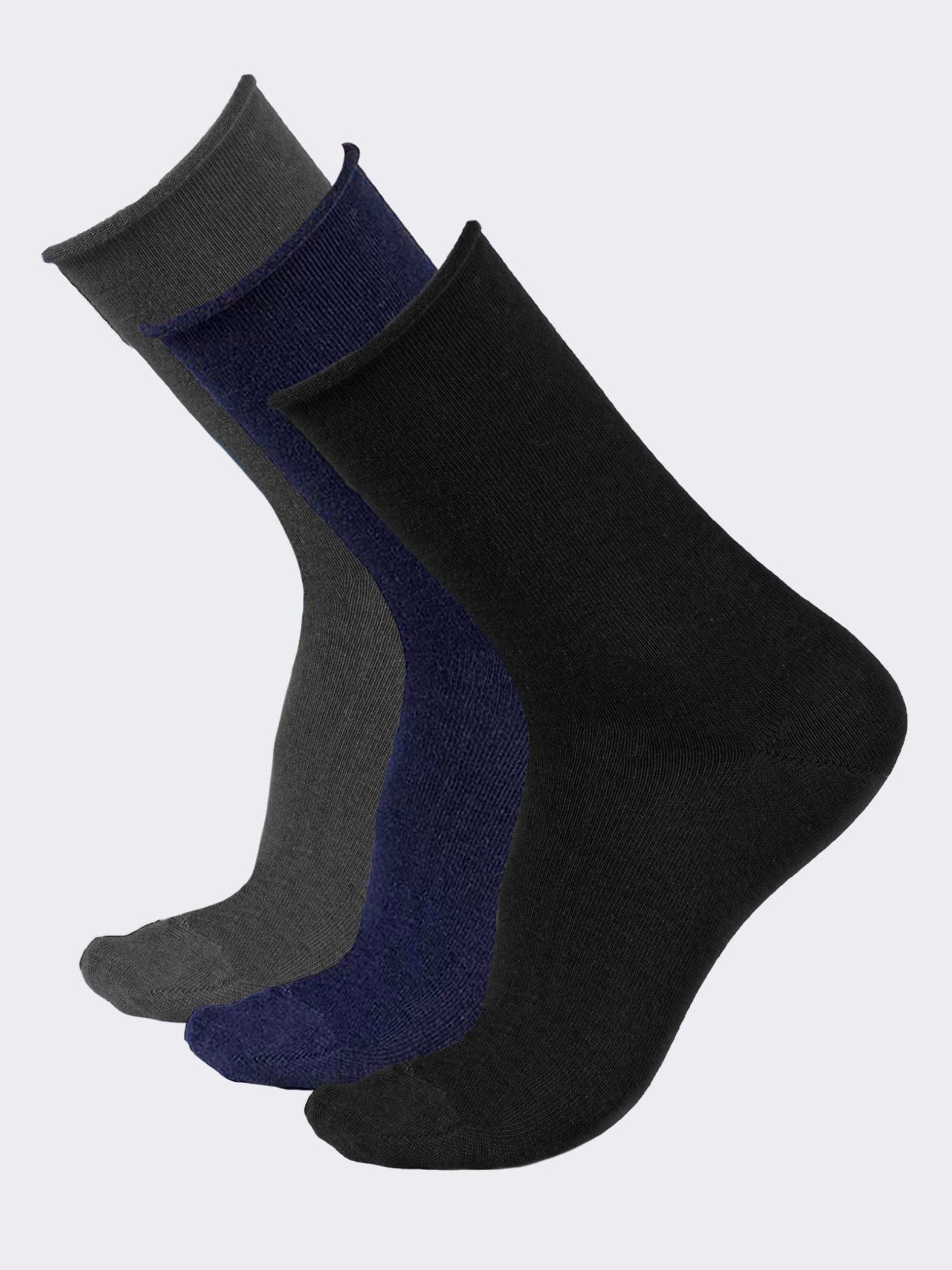 Sanitary ladies' calf socks in warm cotton, laser-cut cuff