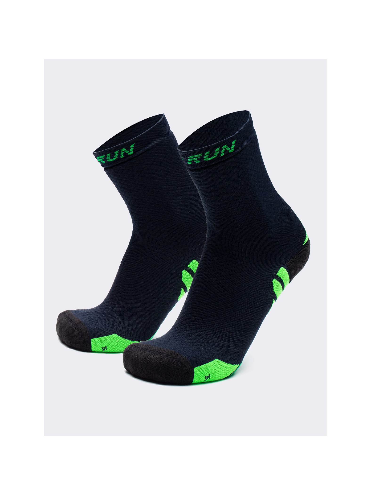Running 3D compression short socks in Dryarn
