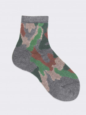 Kurze Socken für Jungen mit Camouflage-Muster