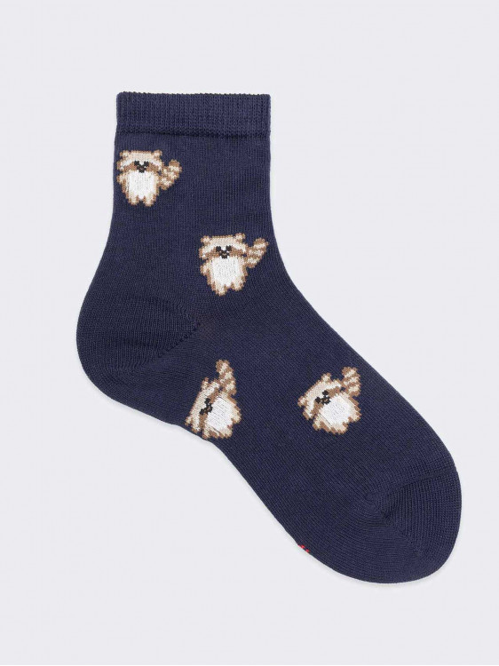 Kurze Socken für Jungen mit Waschbär-Muster